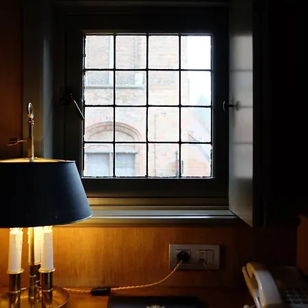 Relais Bourgondisch Cruyce, A Luxe Worldwide Hotel 4*
